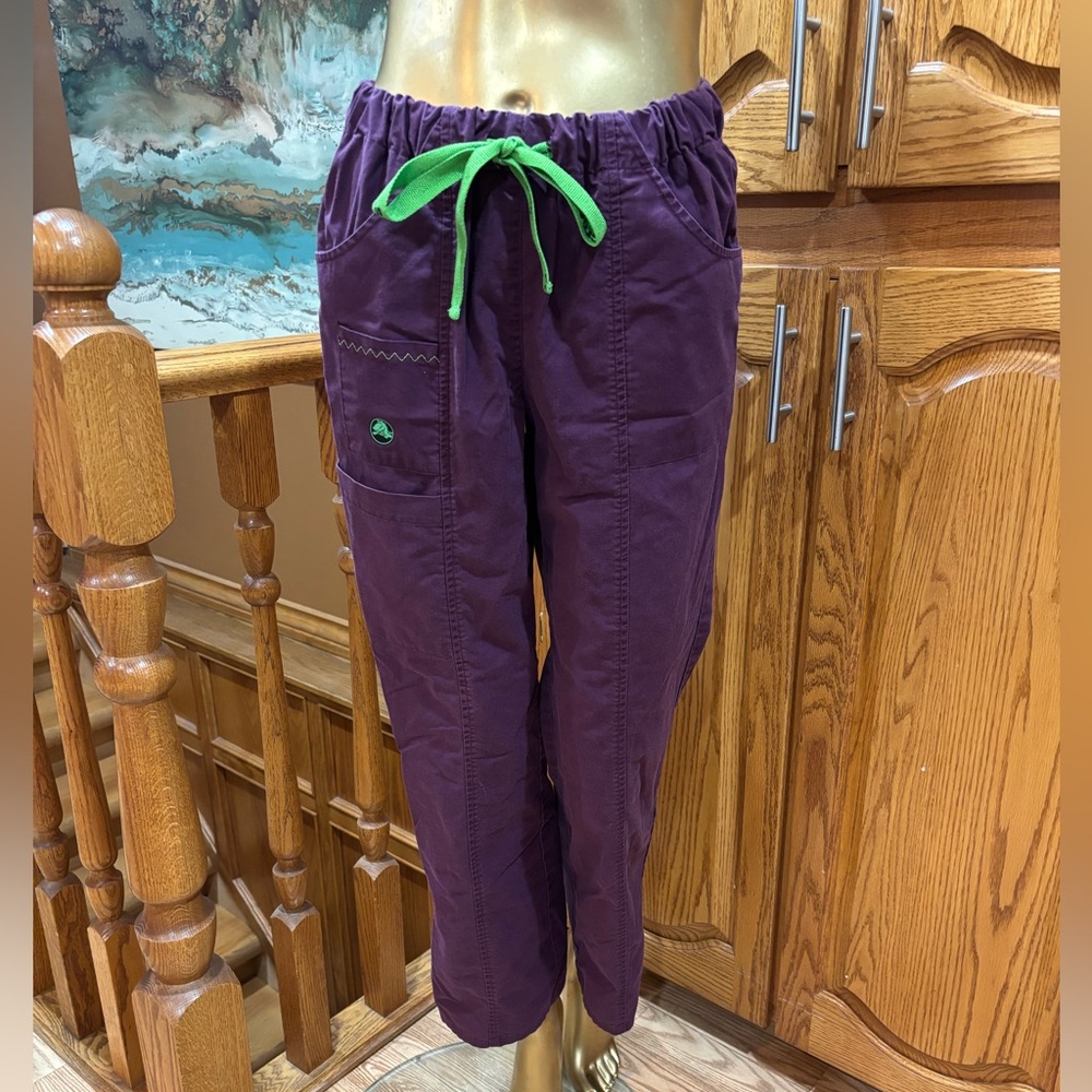 CROCS “The Karla Scrub pants” Purple Pants with Green Label Medical Apparel